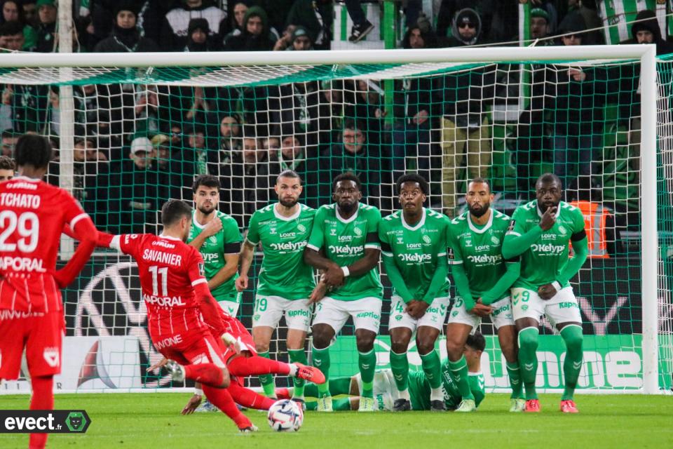 Ligue 2 - Téji Savanier rejoint le FC Metz