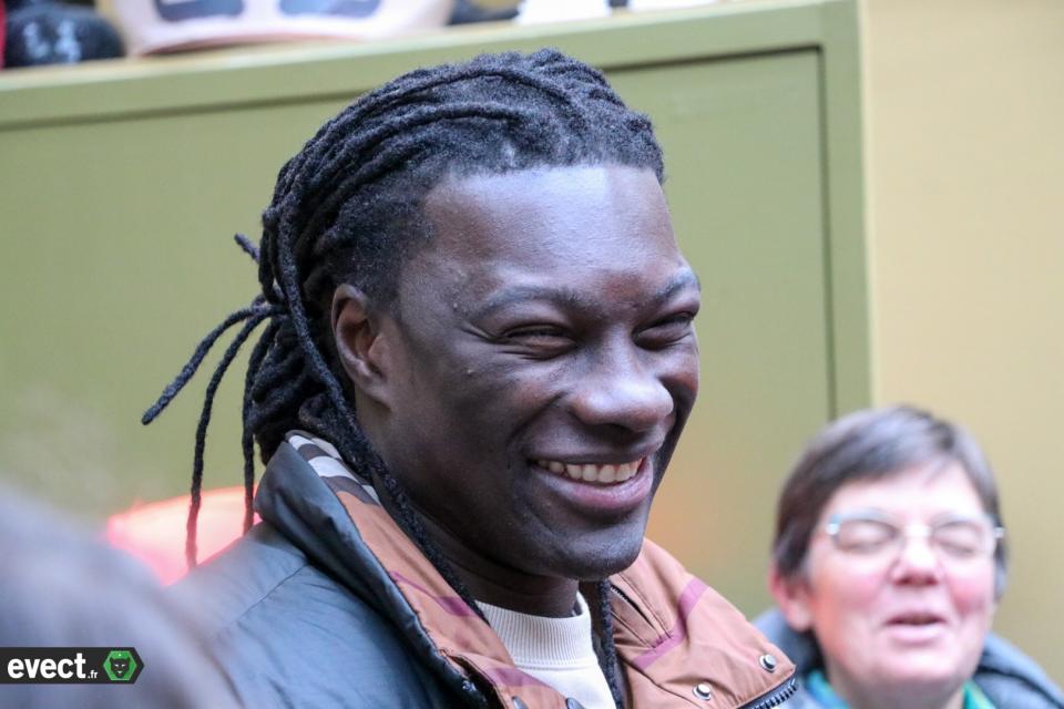 Gomis : 