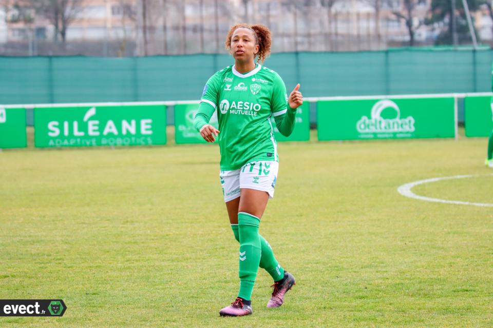 Amandine Pierre-Louis fait ses adieux à l'ASSE après trois saisons