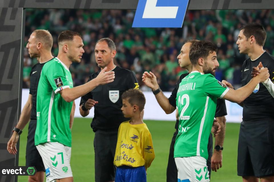 Ligue 2 : Quel arbitre pour la rencontre entre Laval et l'ASSE ?
