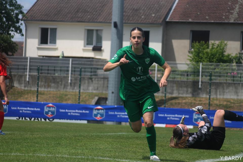 Nouveau trophée pour l'ASSE au bout du suspense