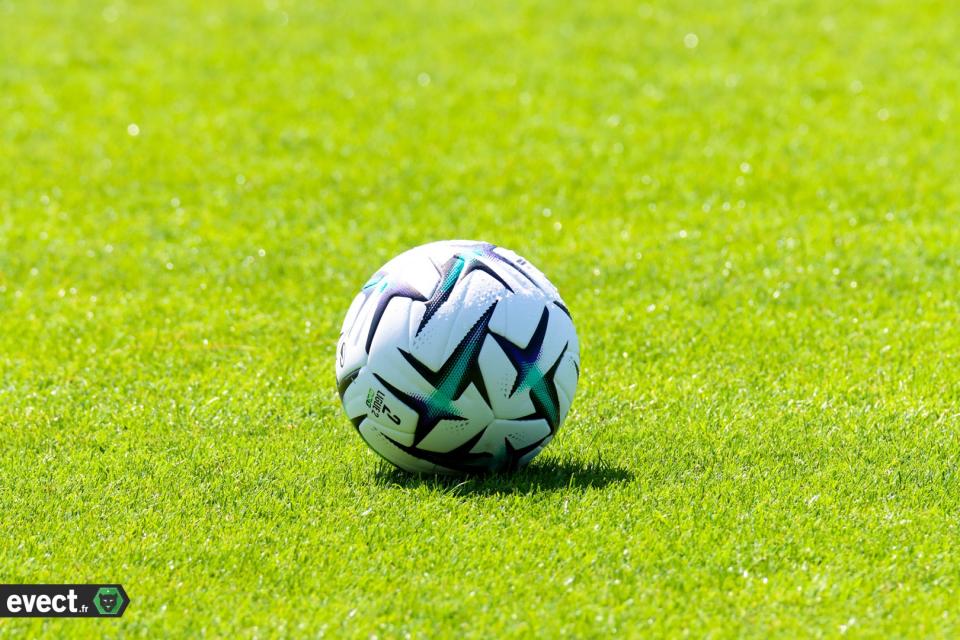 Mercato - Dekoke reste en National 