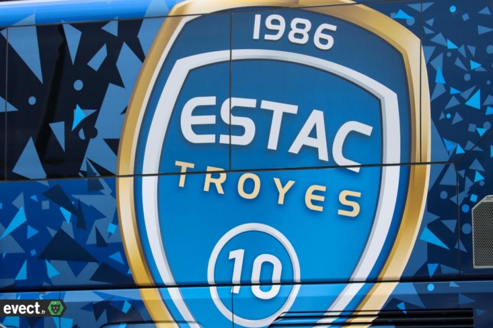 Troyes fait le travail, l'ASSE n'est plus en tête de la Ligue 2