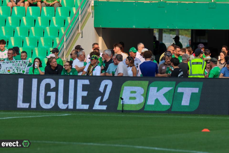 Ligue 2  : Reims assure et recolle, Bastia surpris par Guingamp
