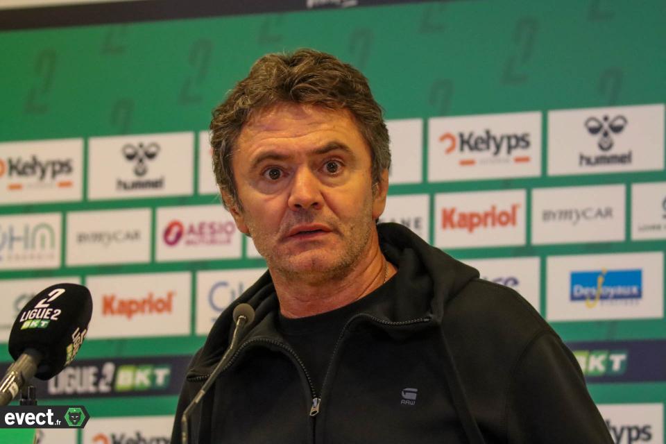 Ligue 2 - Ripoll s'engage dans la durée avec l'EAG