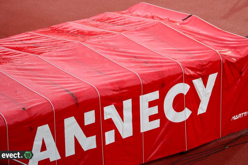 Ligue 2 - Annecy privé de Jacob pour venir à Saint-Étienne