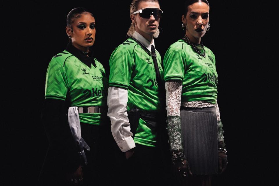 Timothée Chalamet dévoile un nouveau maillot de l'ASSE sur TF1